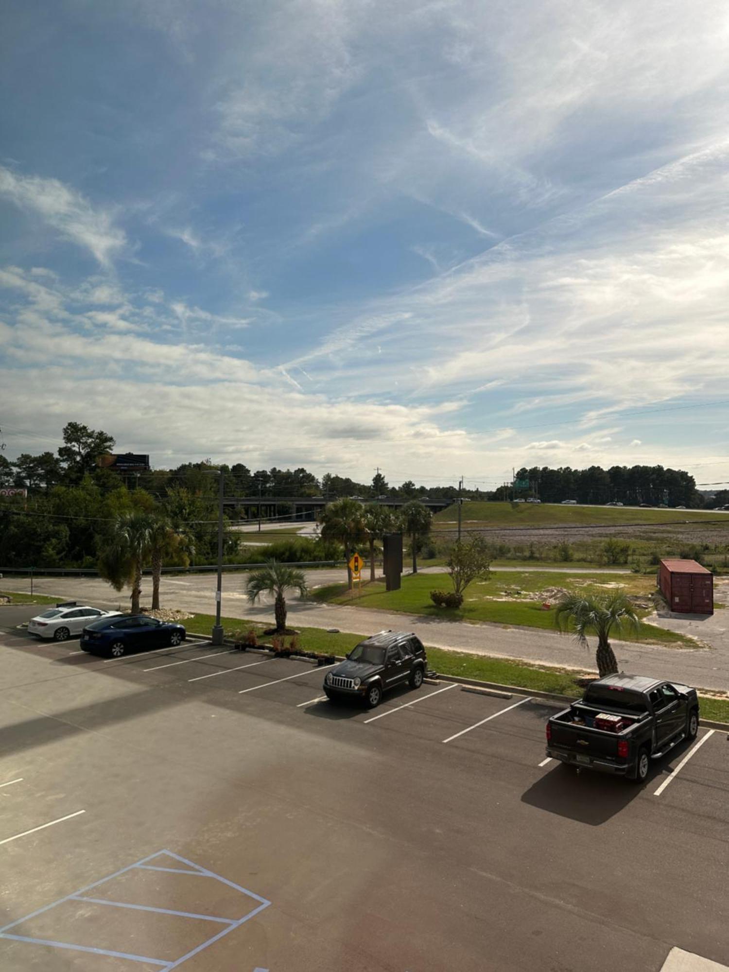 La Quinta Inn By Wyndham Columbia Ne Fort Jackson Exterior foto